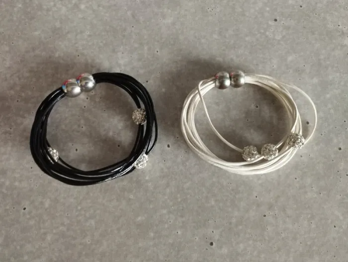 Lot de deux bracelets - photo numéro 2