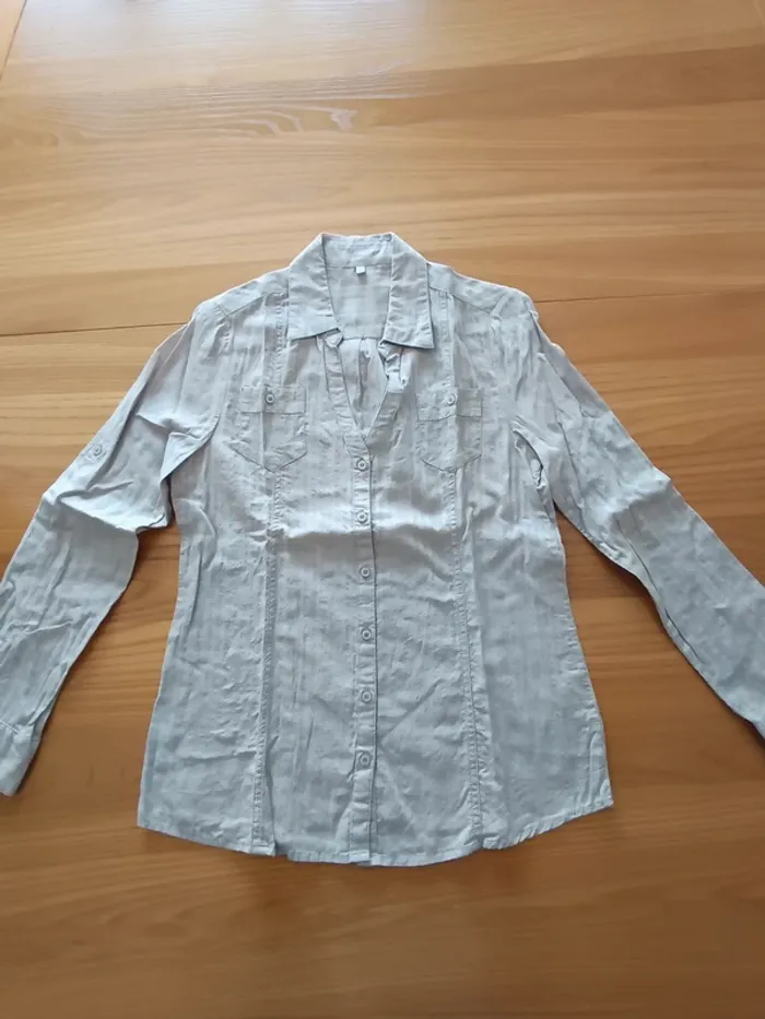 Chemise beige à rayures – Taille 38