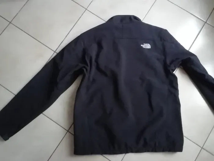 Veste - Blouson The North Face Taille L. - photo numéro 2