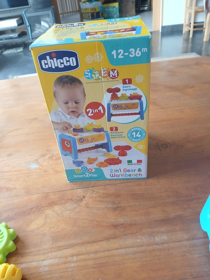 Etabli jouet - photo numéro 3