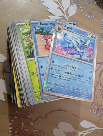 Lot de 100 cartes Pokémon " communes"