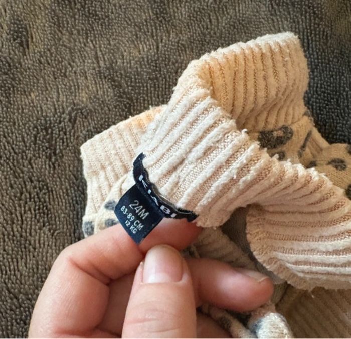 Lot vêtement 23/24 mois fille - photo numéro 3