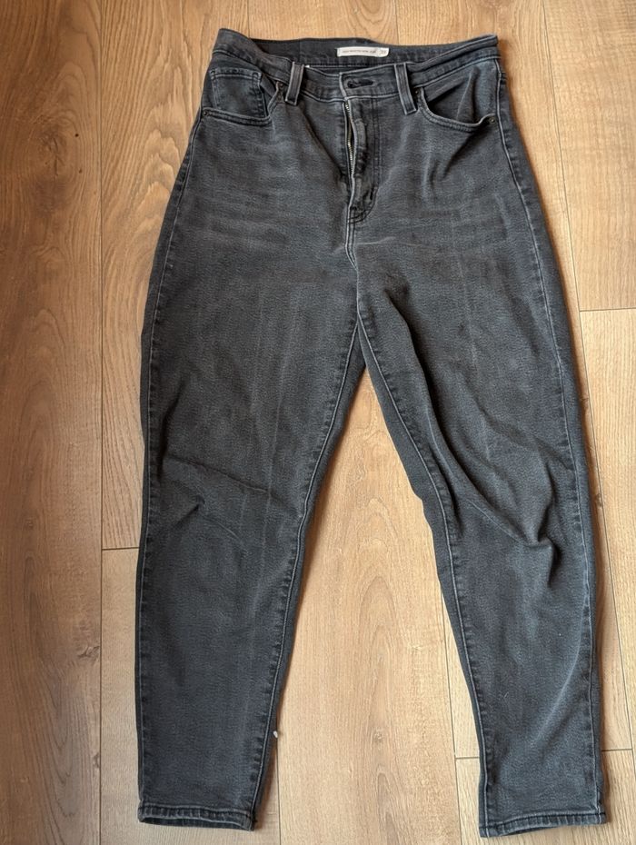 Jean levis high waisted mom w28L27 gris - photo numéro 4
