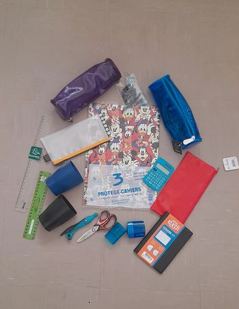 Lot fournitures scolaires (lot 2)