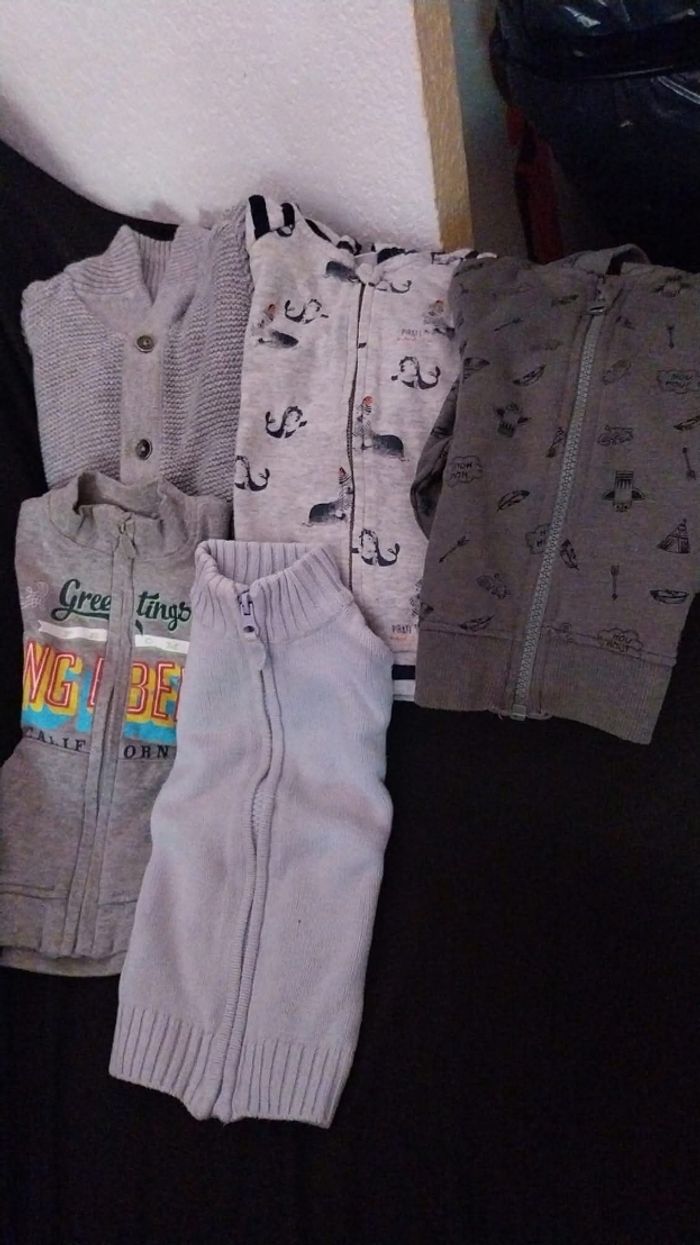 Lot Pulls/Gilets 12 mois garçon - photo numéro 3