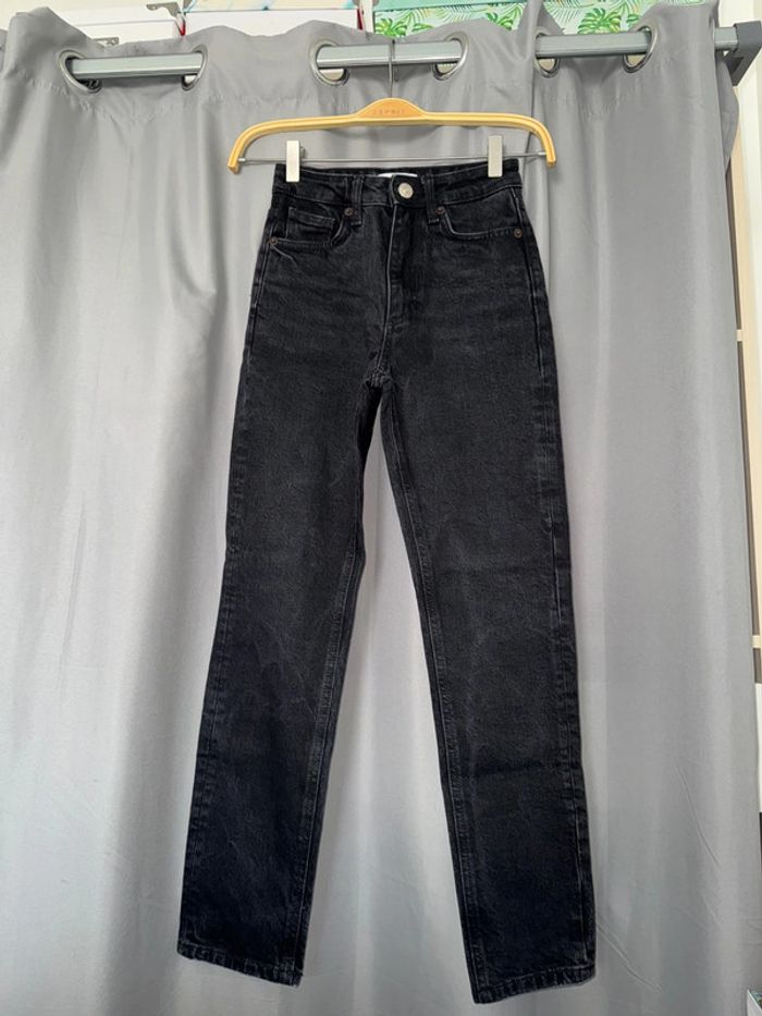Jean Zara Taille 32 mom