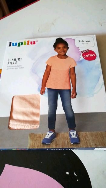 Neuf Tee-shirt fillette 2 4 ans