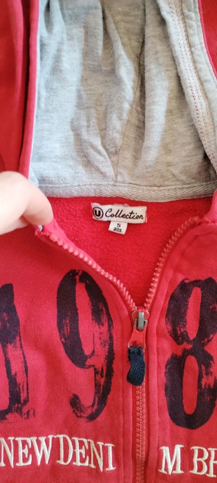 Veste sweat à capuche rouge - photo numéro 3