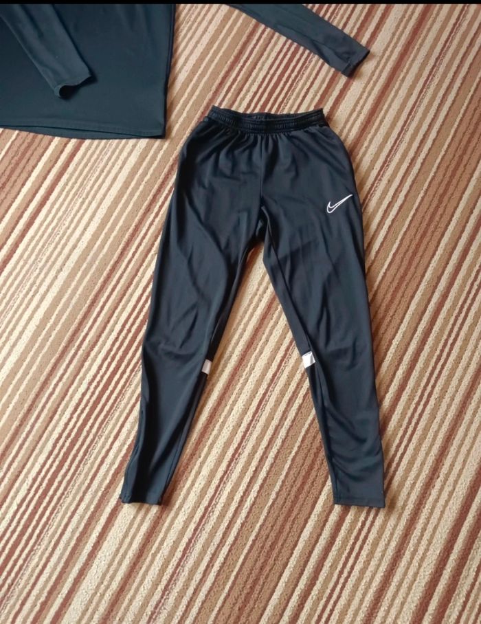 Ensemble Nike Dri Fit Nour S - photo numéro 2