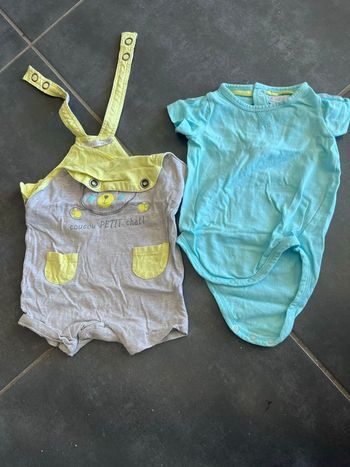 Salopette avec body manche courte 9 mois