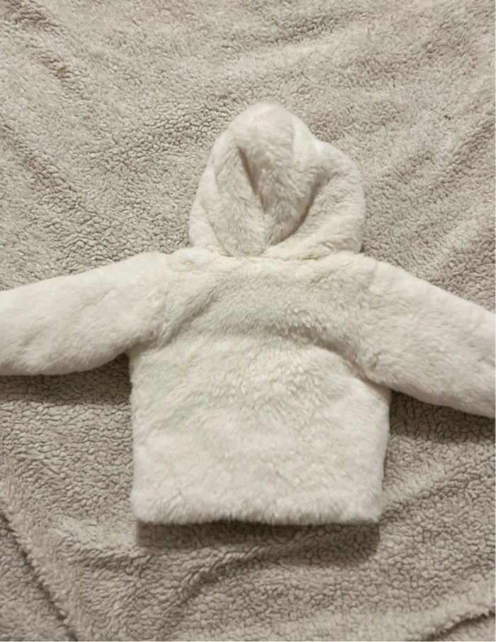 Manteau en fourrure - photo numéro 2