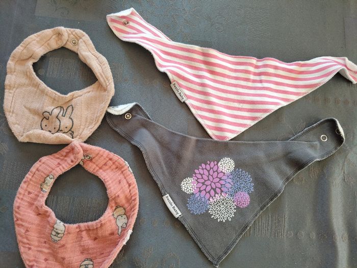 4 bavoirs bandana à pression