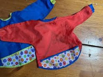 2 tabliers ou bavoirs IKEA