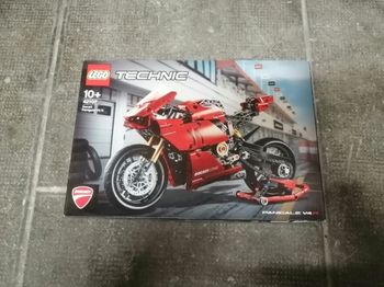 Lego Technic 42107 Ducati Panigale V4 R
[NEUF]