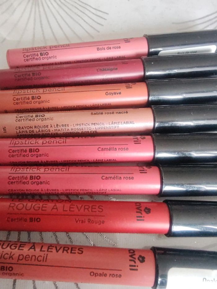 Lot 8 crayons à lèvres - photo numéro 2