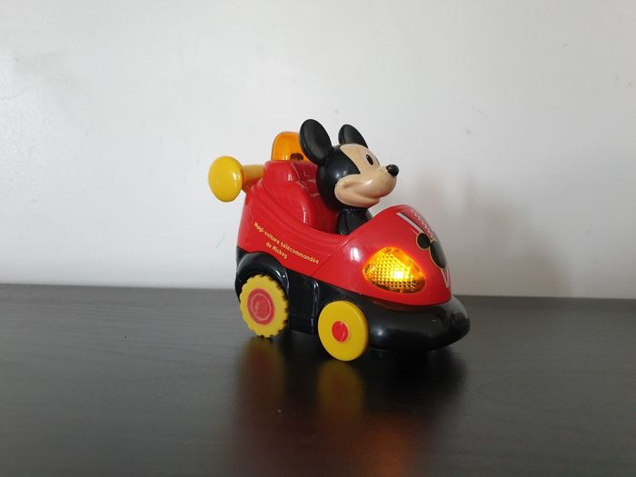 Tut tut bolide Disney "La magi voiture télécommandée de Mickey" VTech - photo numéro 5