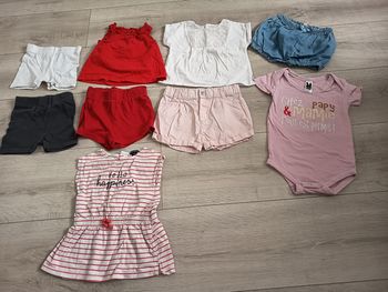 Lot vêtements fille 9 mois 