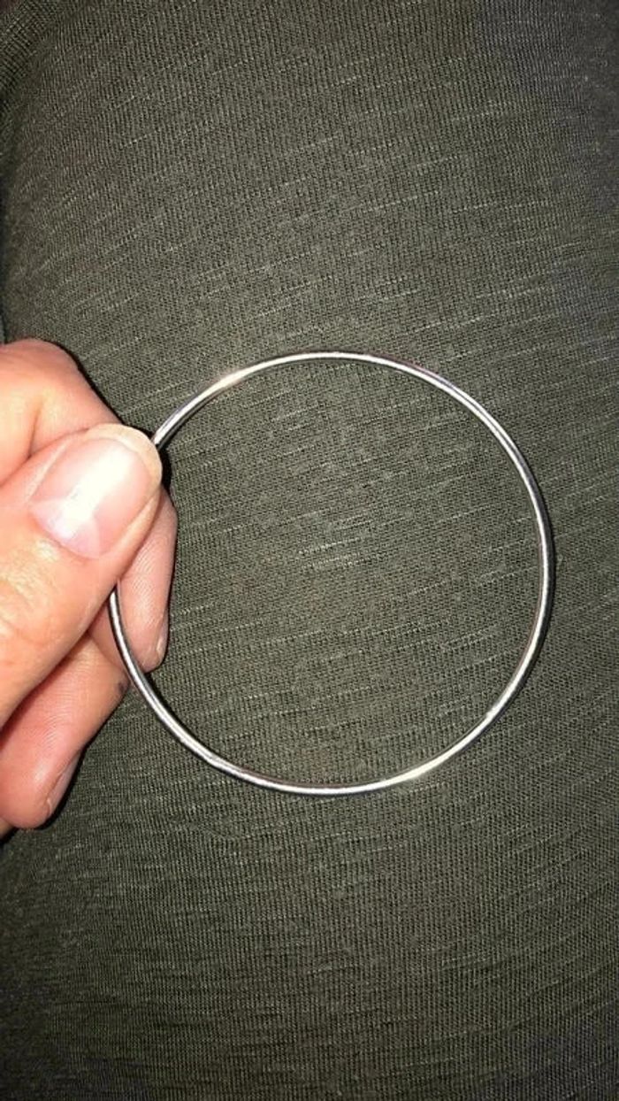 Bracelet jonc fin en argent
