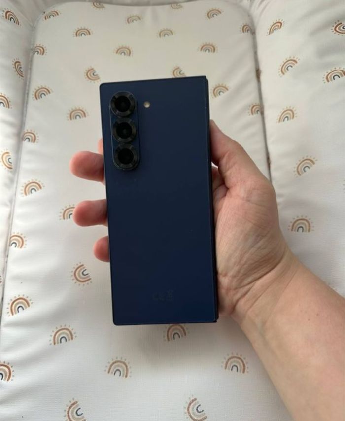 Samsung galaxy Z Fold 6 1TO - photo numéro 2