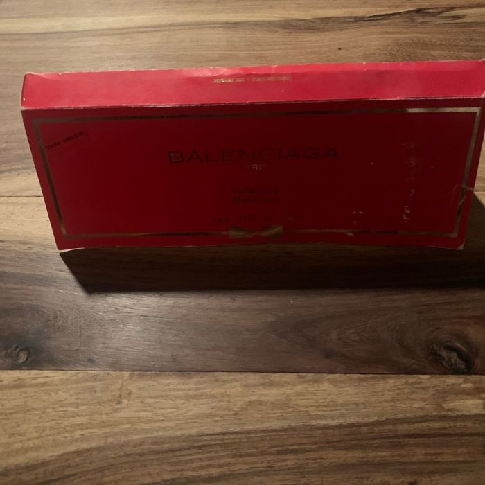 Balenziaga coffret ancien de miniatures - photo numéro 2