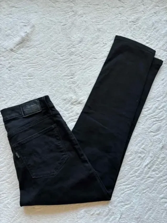 Jean Lévi’s 724 premium high rise straight droit noir taille mi haute W27 36/38 S/M parfaite état