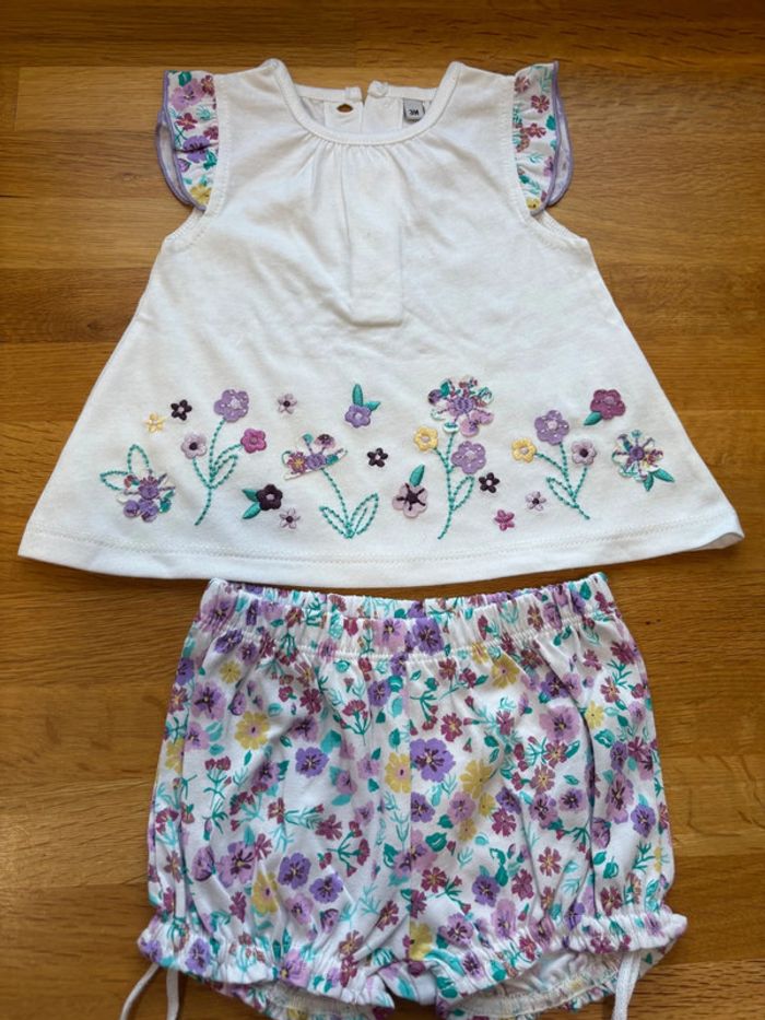 Joli ensemble fille 3 mois