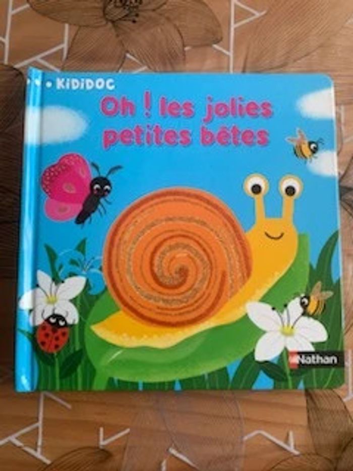 Livre les jolies petites bêtes
