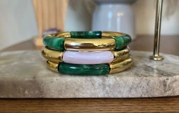 Lot bracelets perles tubes incurvées