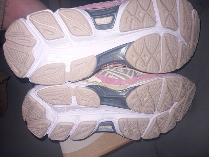 Baskets Asics Gel NYC taille 42 - photo numéro 6