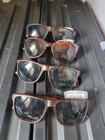 Lot lunettes de soleil