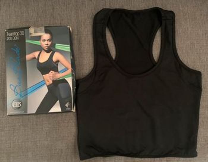 Top court de sport noir dos nageur taille S NEUF - photo numéro 2