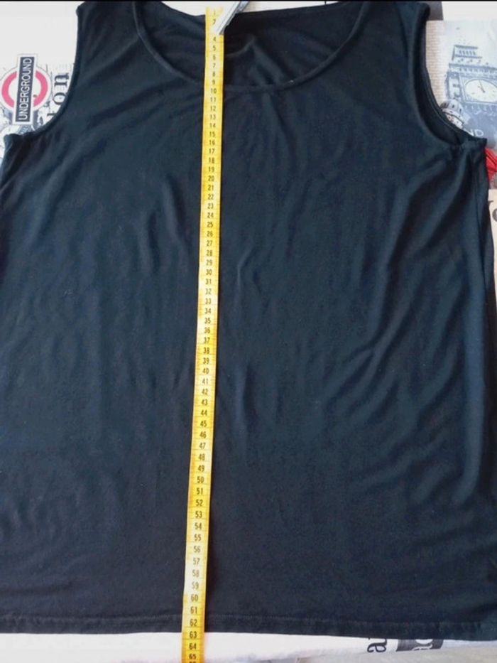 Tee short sans manches taille 46/48 - photo numéro 6