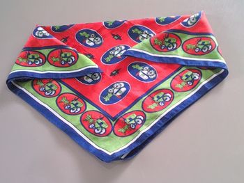 Foulard couleur rouge vert bleu pour femme