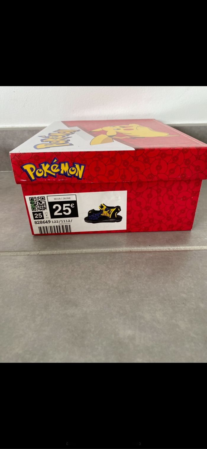 Sandales Pokémon Taille 25 - photo numéro 8