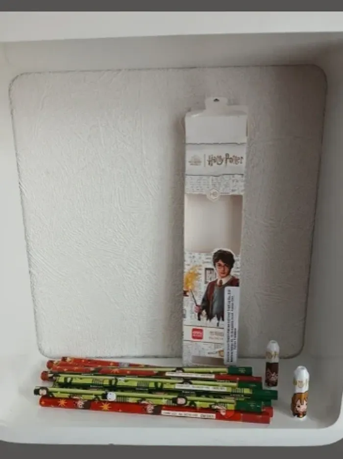 12 Crayons de papier Harry Potter - photo numéro 2