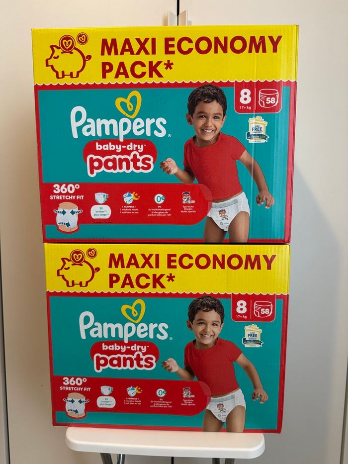 116 couches Pampers pants taille 8