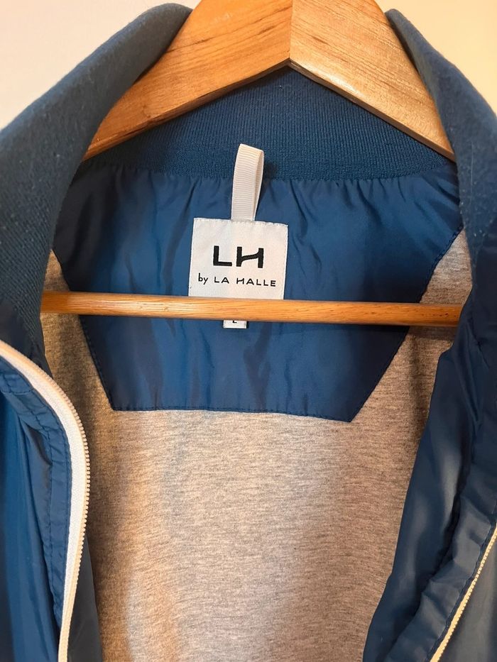 Veste bleue - photo numéro 3