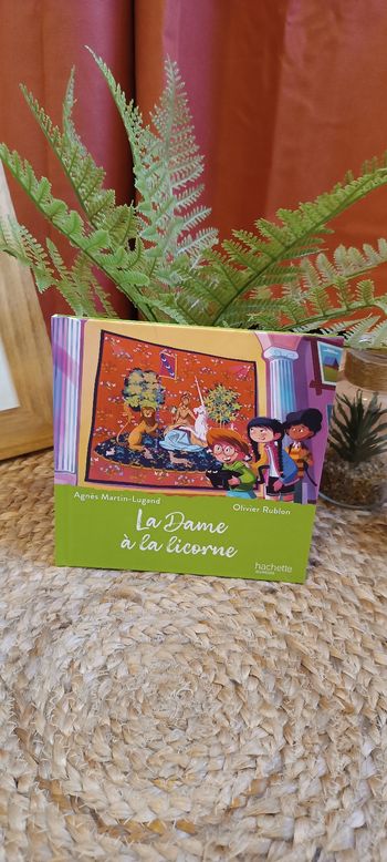 Livre Mc Do " Le musée magique " _ La Dame à la licorne.