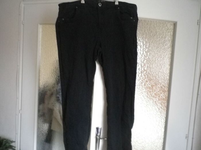 PANTALON En denim