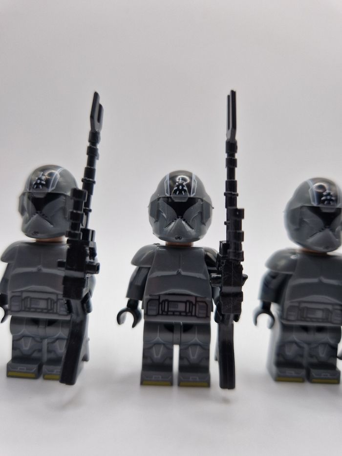 Figurines type lego 5 clones star wars - photo numéro 2