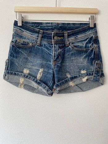 Short en jean effet usé
