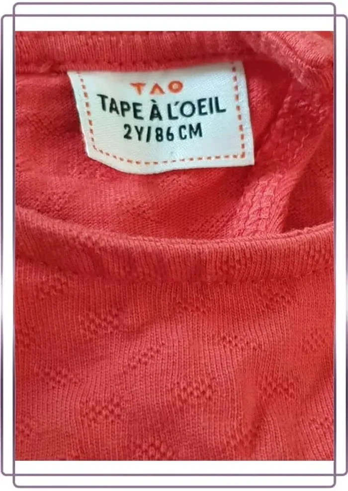 Robe rouge tape à l'oeil 2 ans, très bon état - photo numéro 4