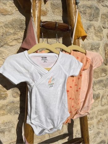 3 bodies manches courtes