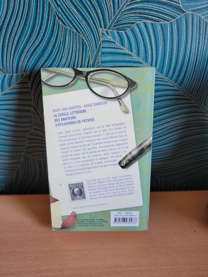 Livre roman "Le cercle littéraire des amateurs d'épluchures de patates" - photo numéro 4