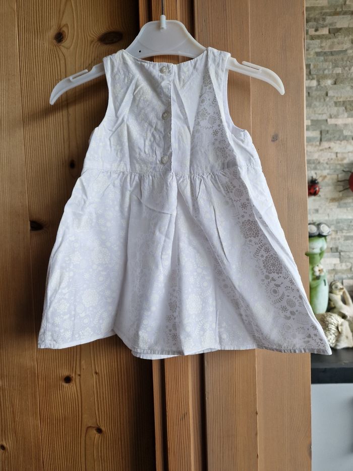 Robe blanche à motifs - taille 6 mois - Orchestra - photo numéro 2