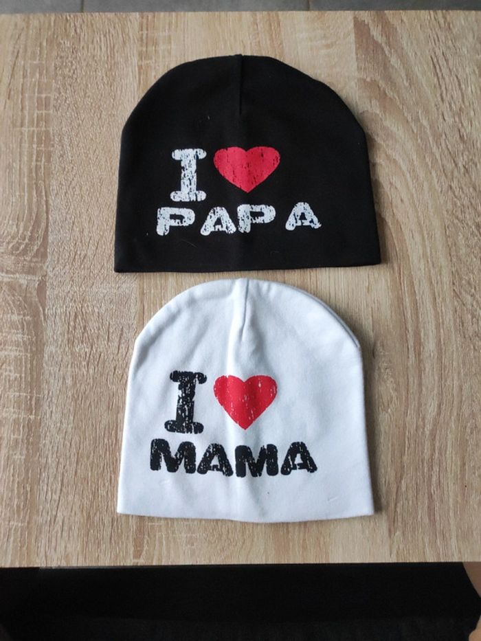 Lot 2 bonnets bébé/ enfants