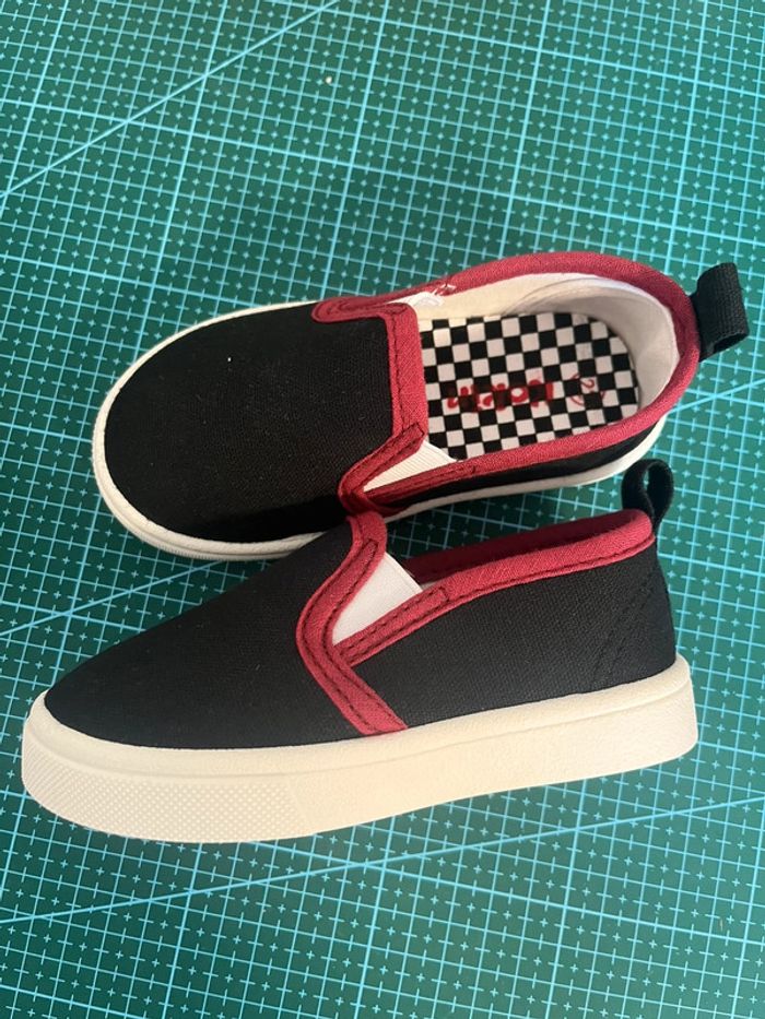Lot chaussures bébé taille 22 - photo numéro 3