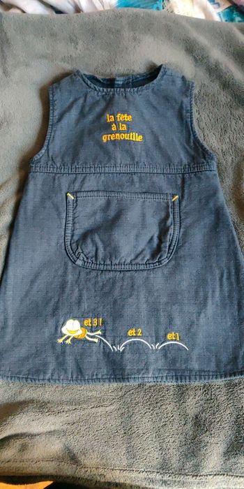 Robe bleue marine 24 mois