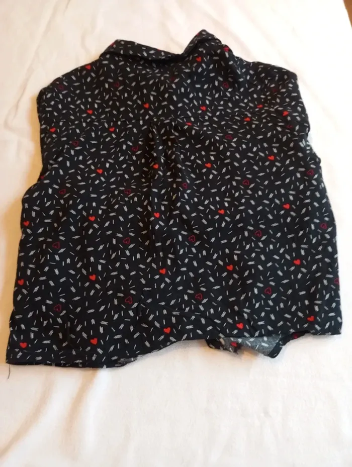 Chemisier de marque Kiabi et de taille 10ans. - photo numéro 2