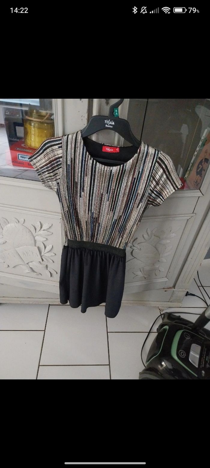 Robe festive manches courtes